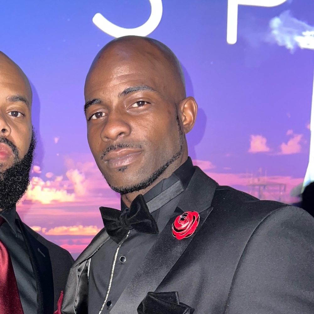 Meet your Posher, Justin